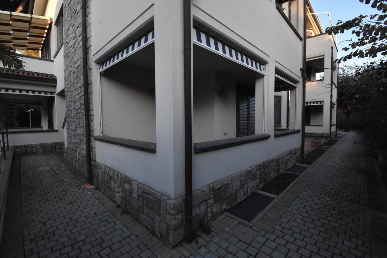 Residence Il Cardellino San Vincenzo Exteriör bild